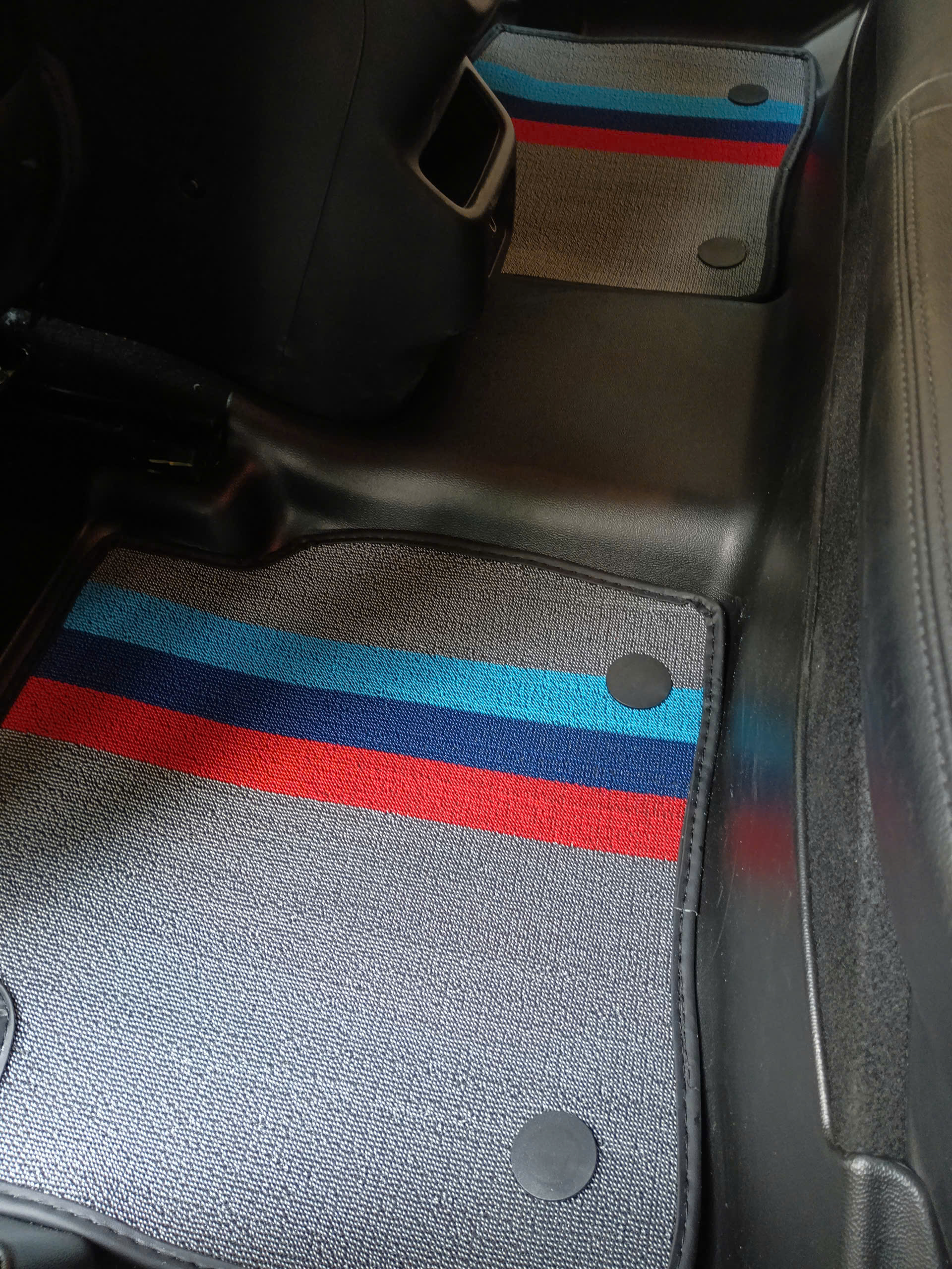 Thảm Lót Sàn Ô Tô TPE Nhựa Đúc Hyundai Accent_thumbnail_7