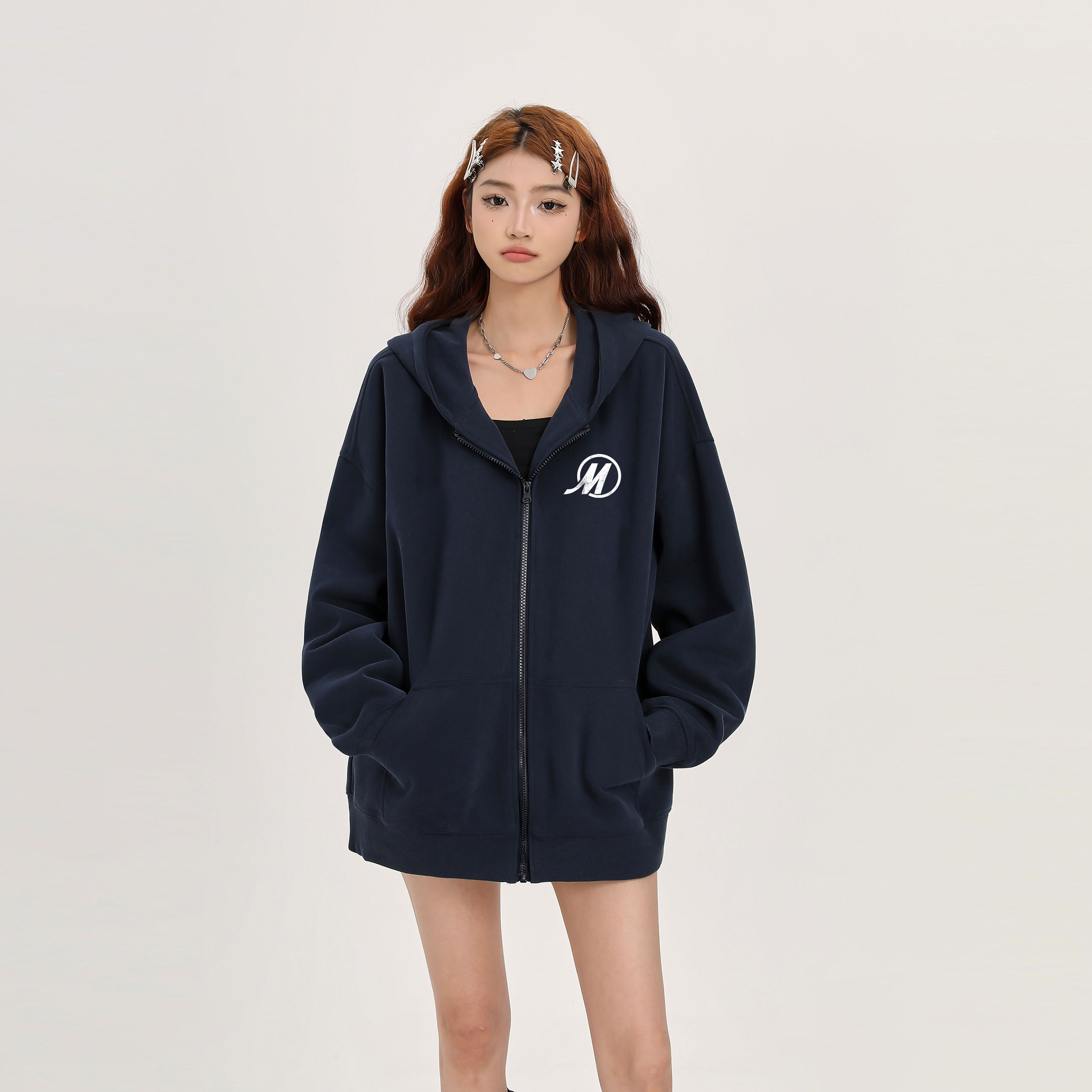 Áo hoodie zip local brand form rộng vải nỉ chân cua HZD1636 Miucho in typography_thumbnail_2