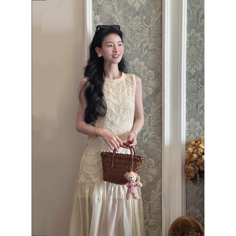 Đầm sát nách ren sóng 2 lớp màu kem, váy ren lượn sóng phối tơ Logastore_L201_thumbnail_1