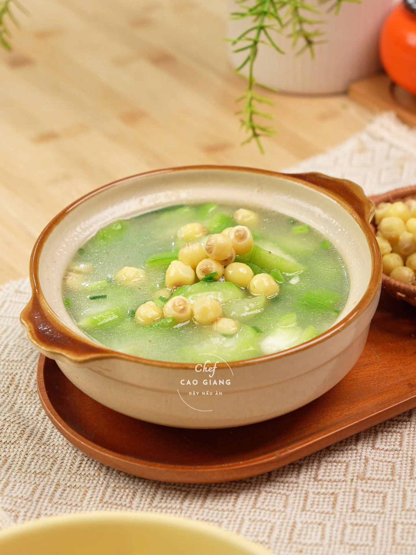 Hướng Dẫn Nấu Canh Mướp Hạt Sen