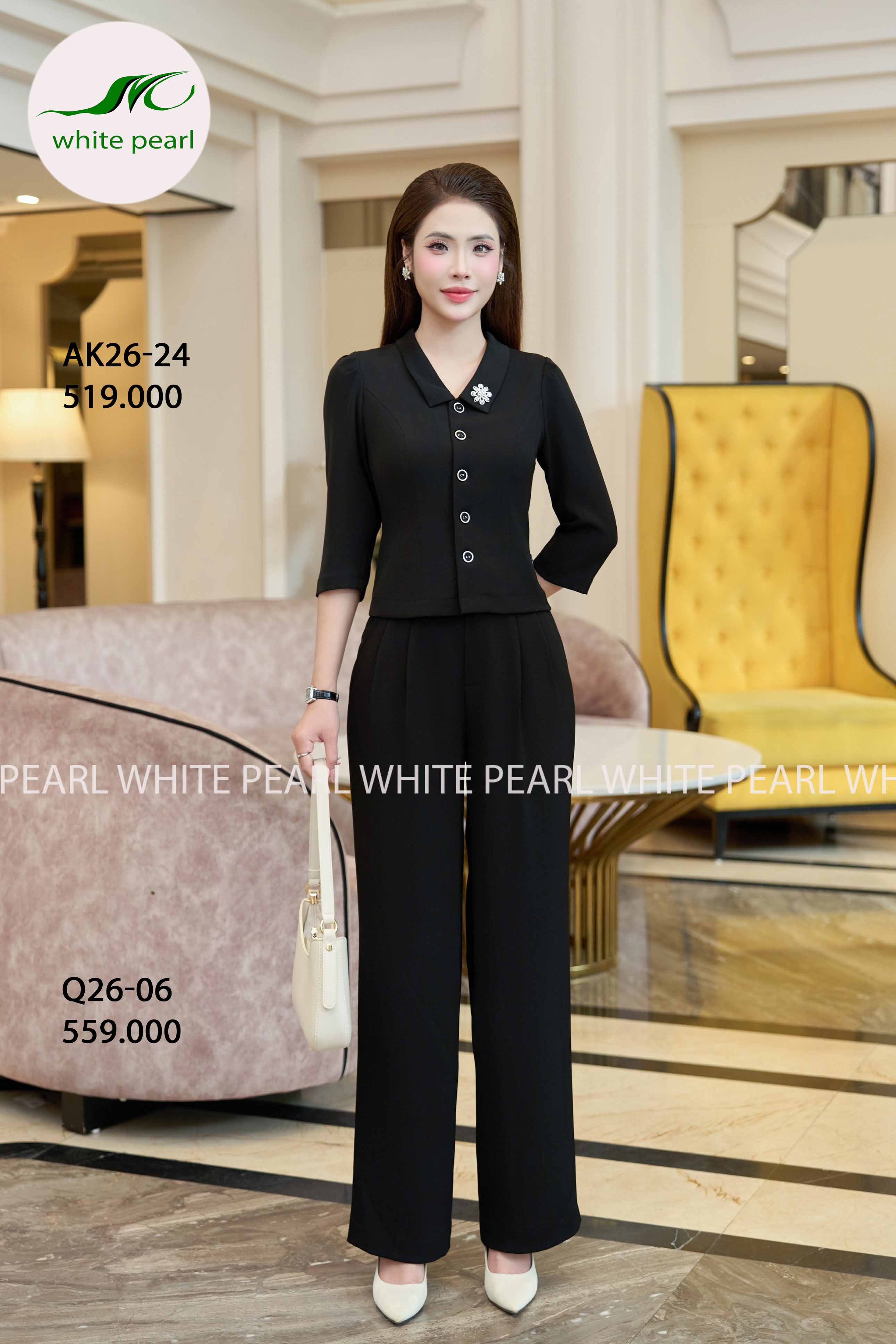 SET Áo ký giả cổ sen vuông AK26-24 + Quần suông 2 ly Q26-06 Thời trang công sở cao cấp White Pearl