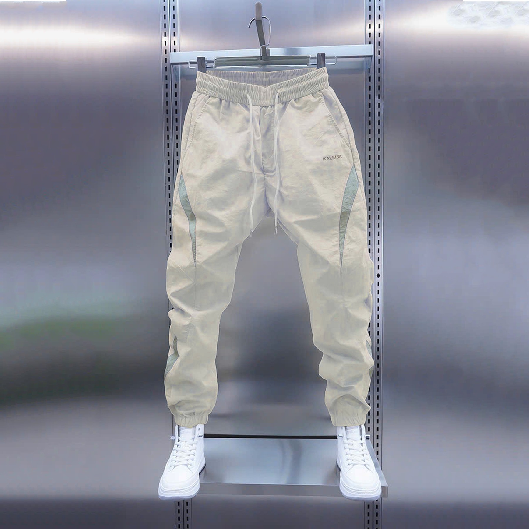 Quần Jogger Gió Dáng Thể Thao – Chất Liệu Gió Mịn, Nhẹ Co Giãn Thoải Mái, Phối Màu Thời Trang - QH240_thumbnail_1