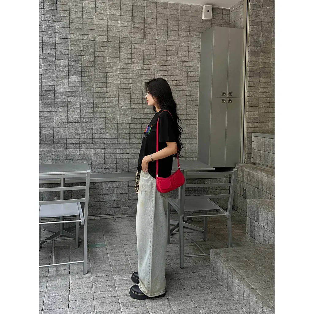 Áo thun unisex form rộng Miucho Club chất vải mềm mại thoáng mát in chữ basic Thợ giữ trẻ 2858_thumbnail_9