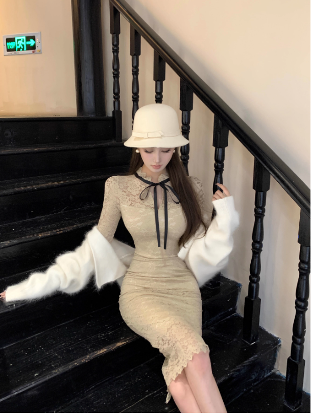 Đầm Dáng Ôm Ren Cổ Nơ Thanh Lịch_thumbnail_2