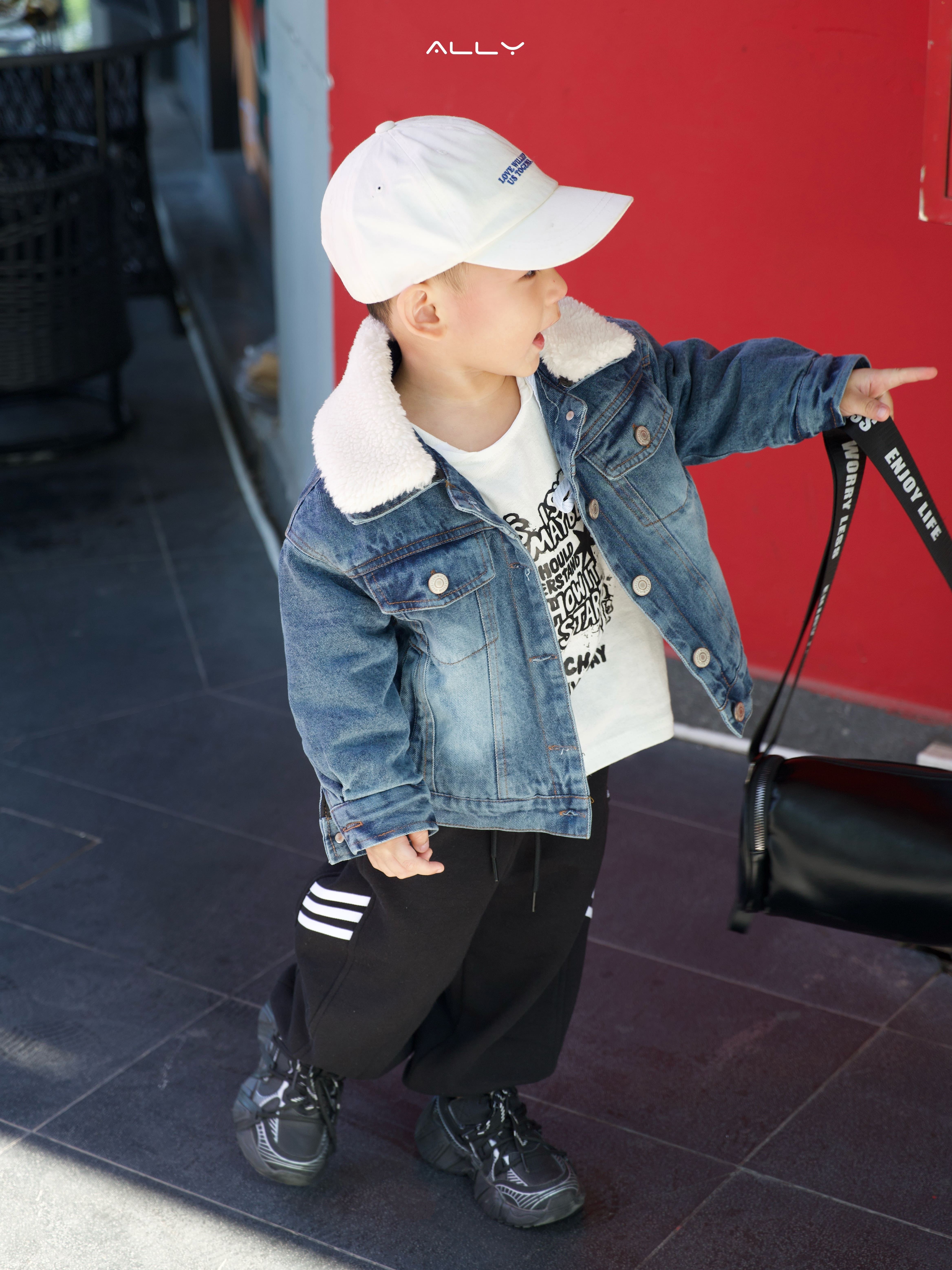 Áo khoác jean bé trai lót bông – Cổ lông tháo rời, ấm áp & thời trang S17_thumbnail_7