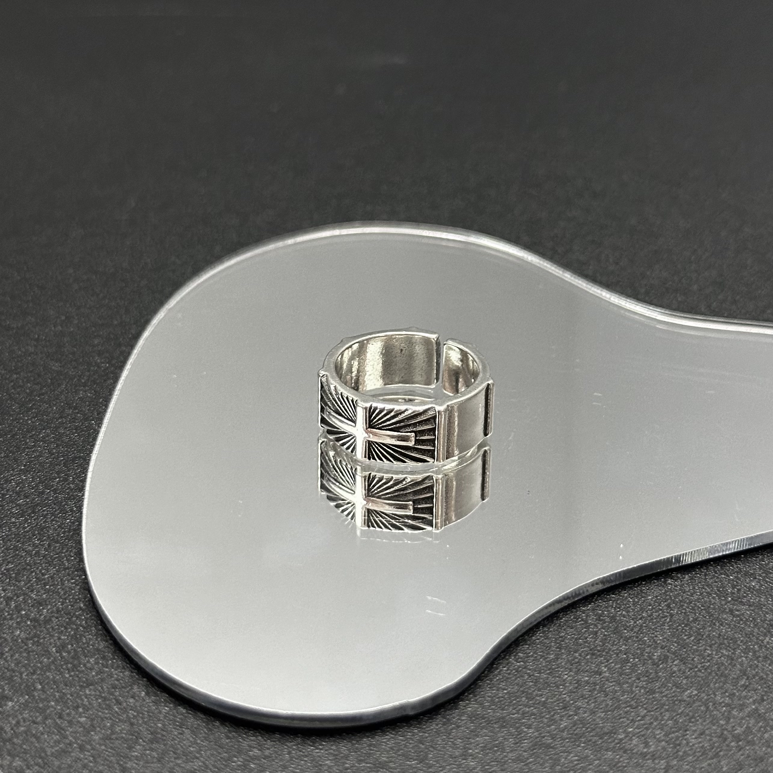 Thập Tự Nhẫn_thumbnail_3