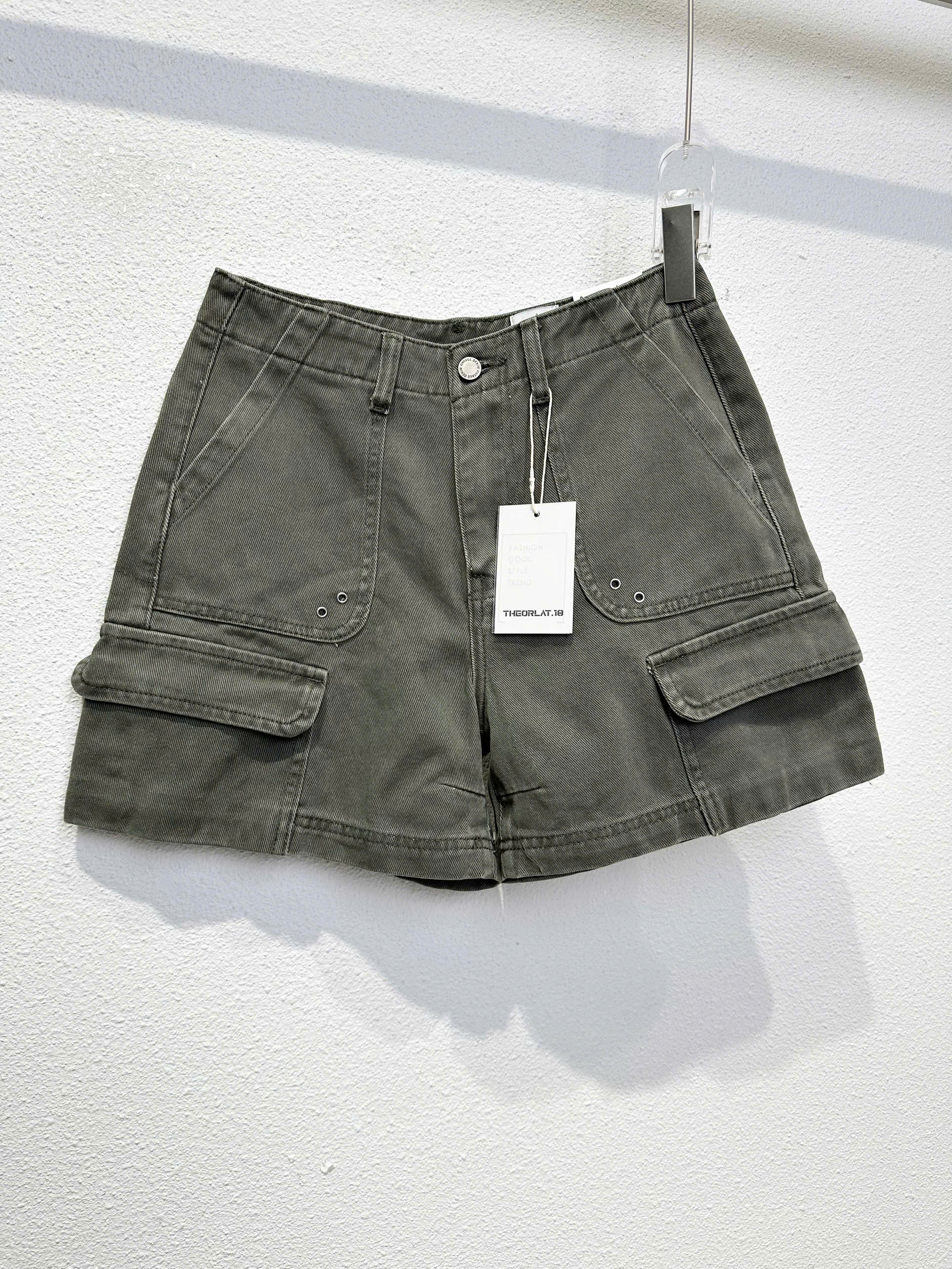 QUAN SHORT THEORLAT_thumbnail_15