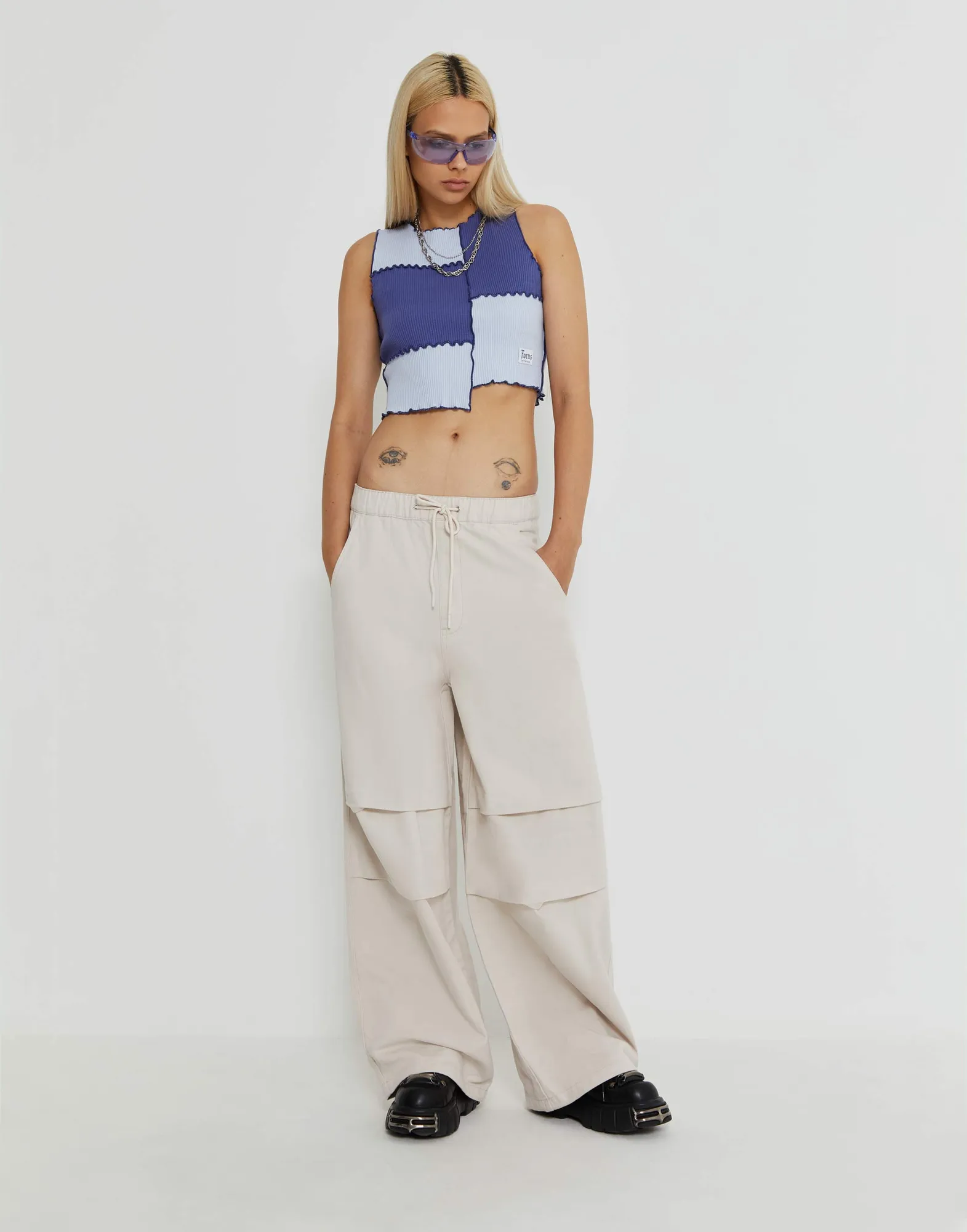 QUAN BE GJ Q279 (L18-6)