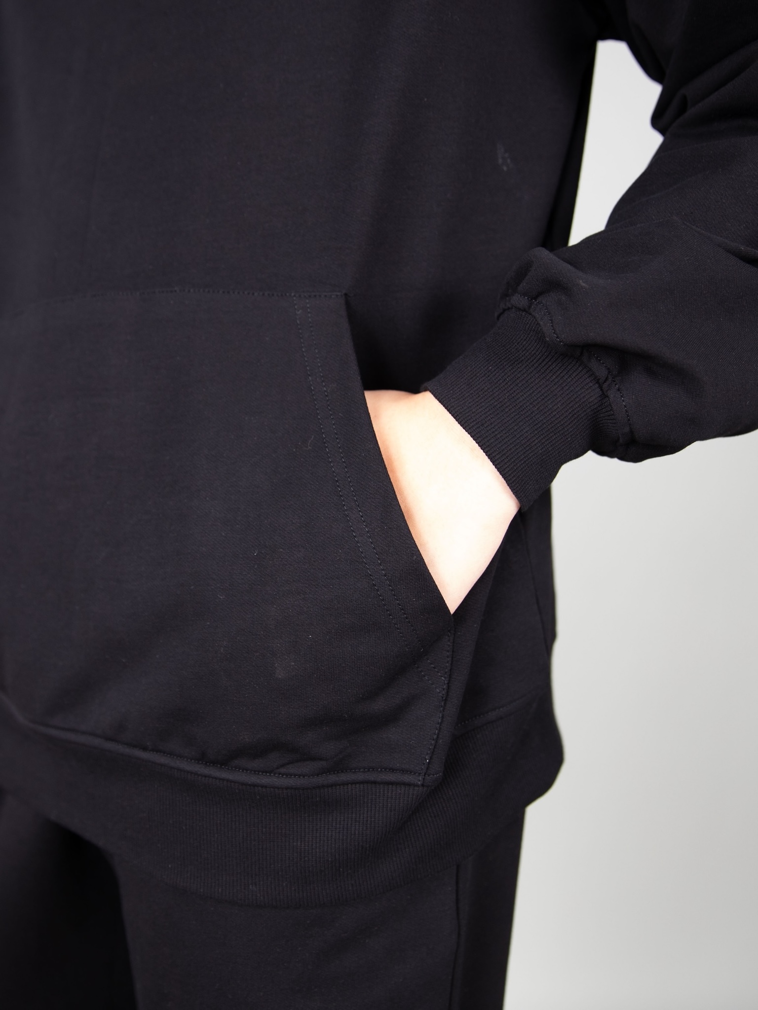 Áo nỉ hoodie đen in ngực số 80_thumbnail_4