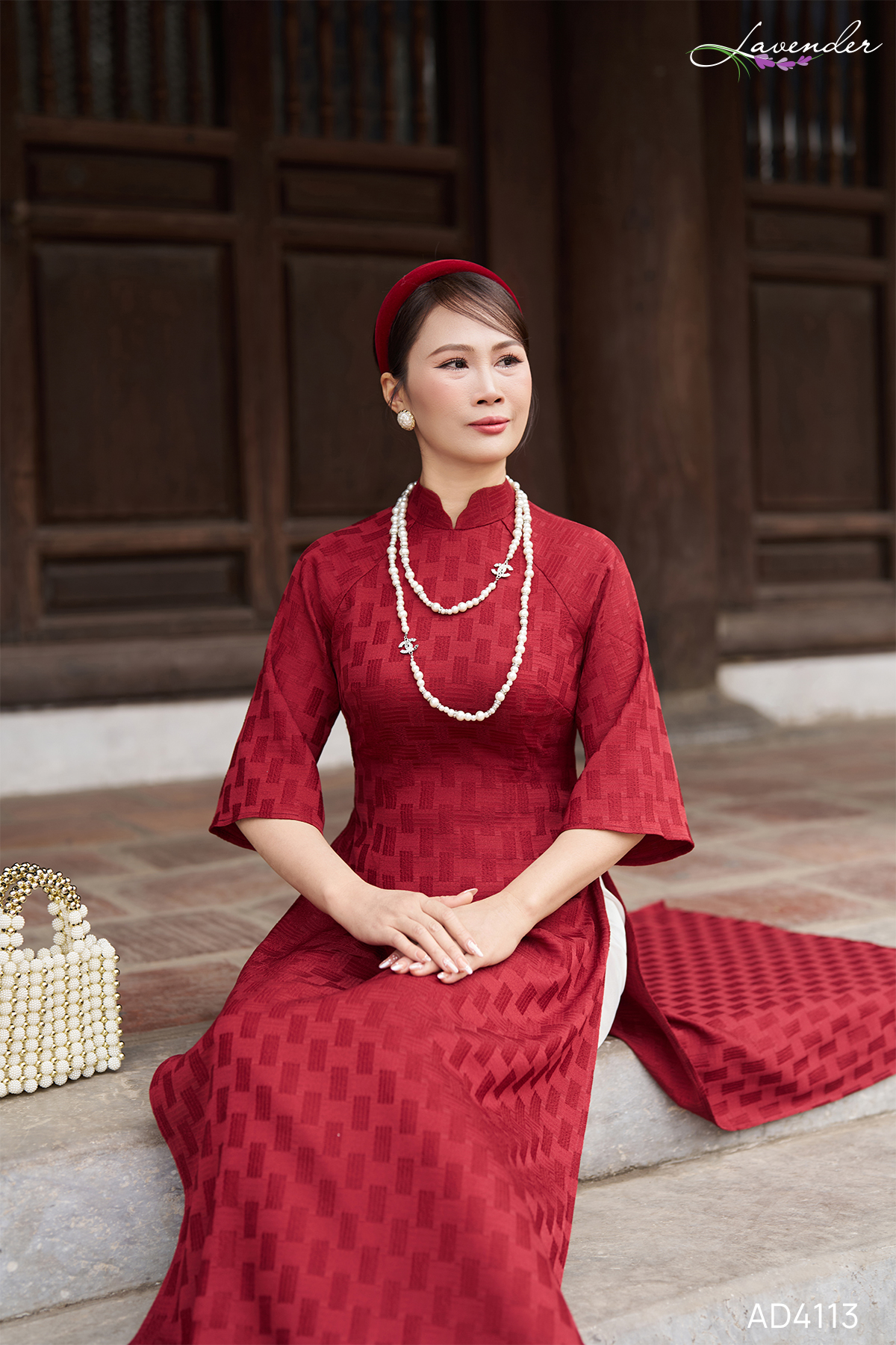 Áo dài gấm màu đỏ đô AD4113