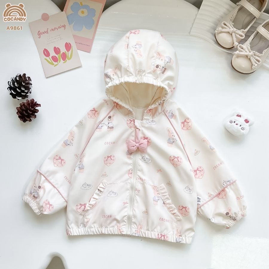 Áo khoác gió BE họa tiết trái tim_thumbnail_1