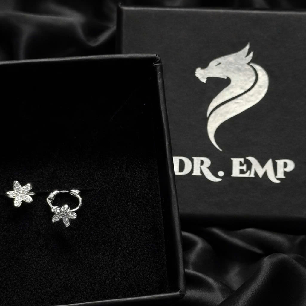 Khuyên vòng bạc xi kim hoa 5 cánh đính đá_thumbnail_1