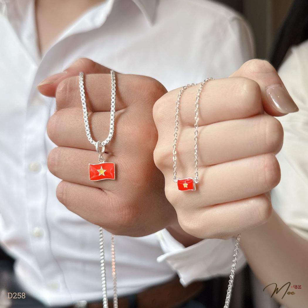 D258 - Dây chuyền lá cờ tổ quốc_thumbnail_1