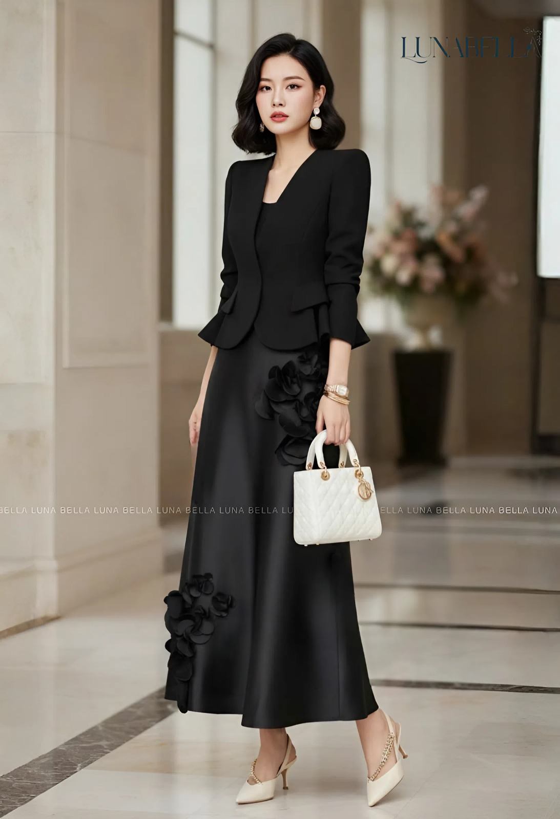 Set vest dài tay không cổ ALLURE màu ĐEN