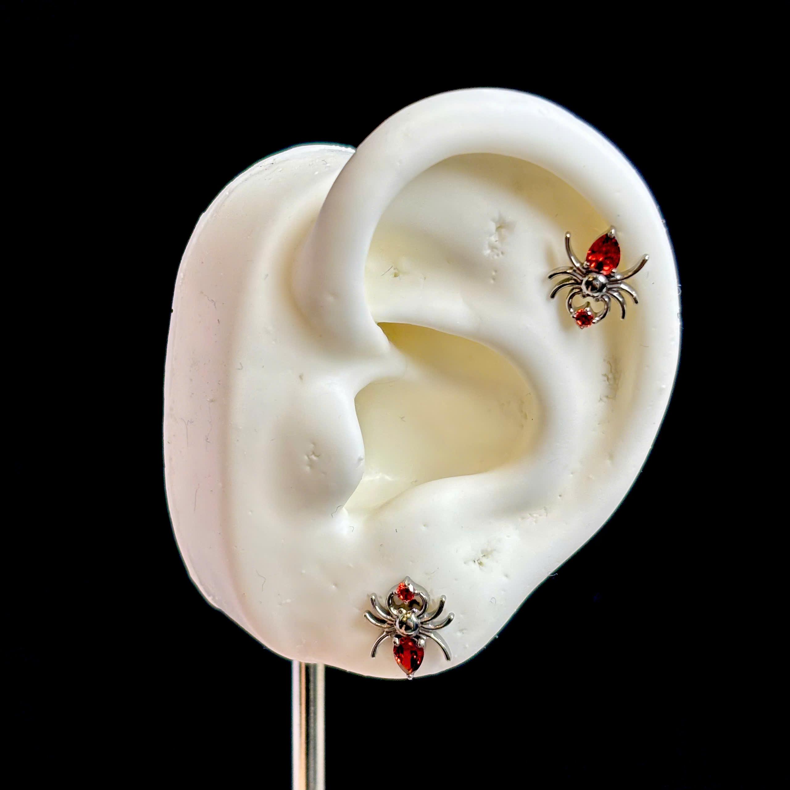 khuyên kiểu titan con nhện to đỏ_thumbnail_3