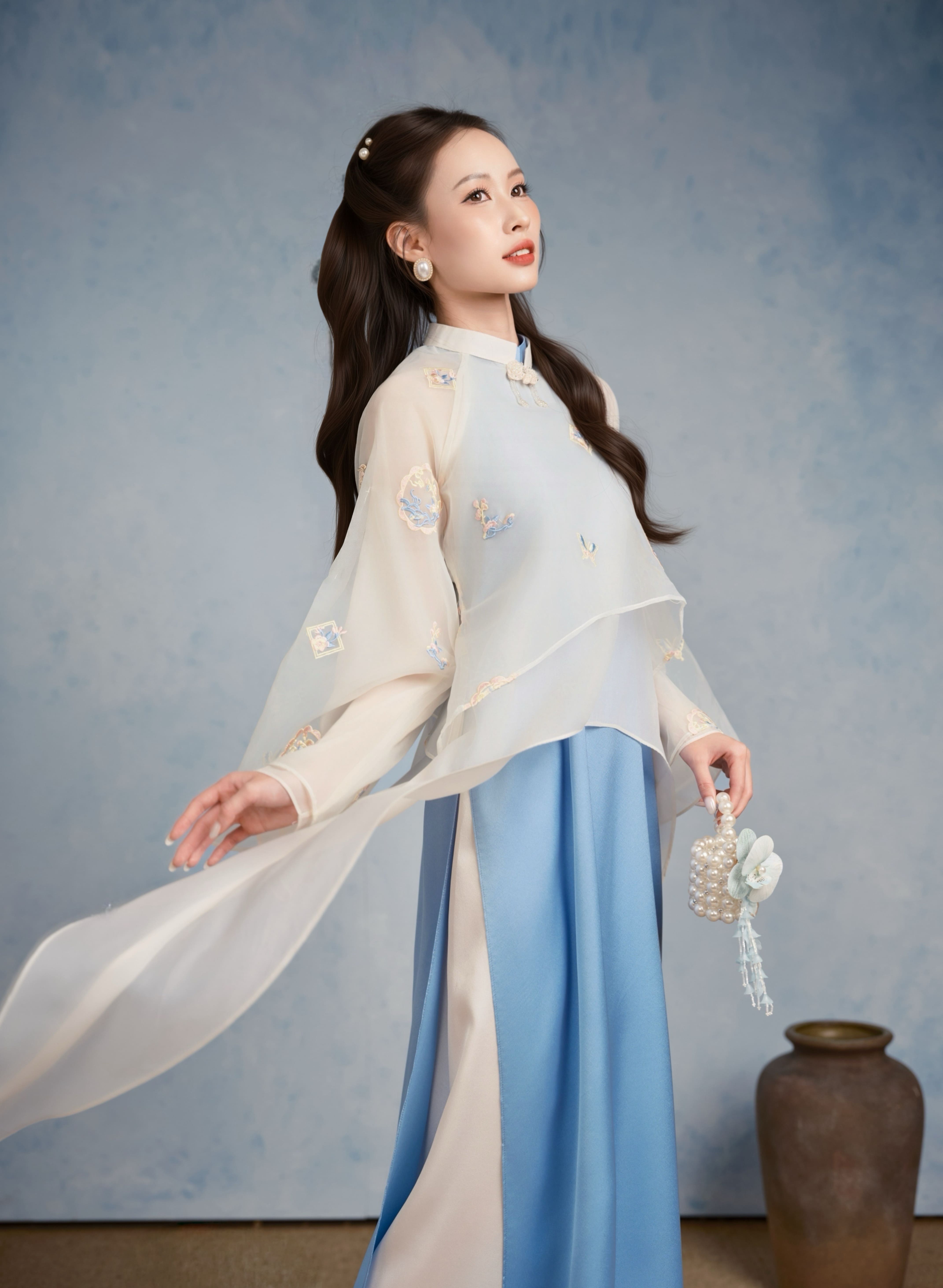 Áo dài Trân Sắc_thumbnail_2