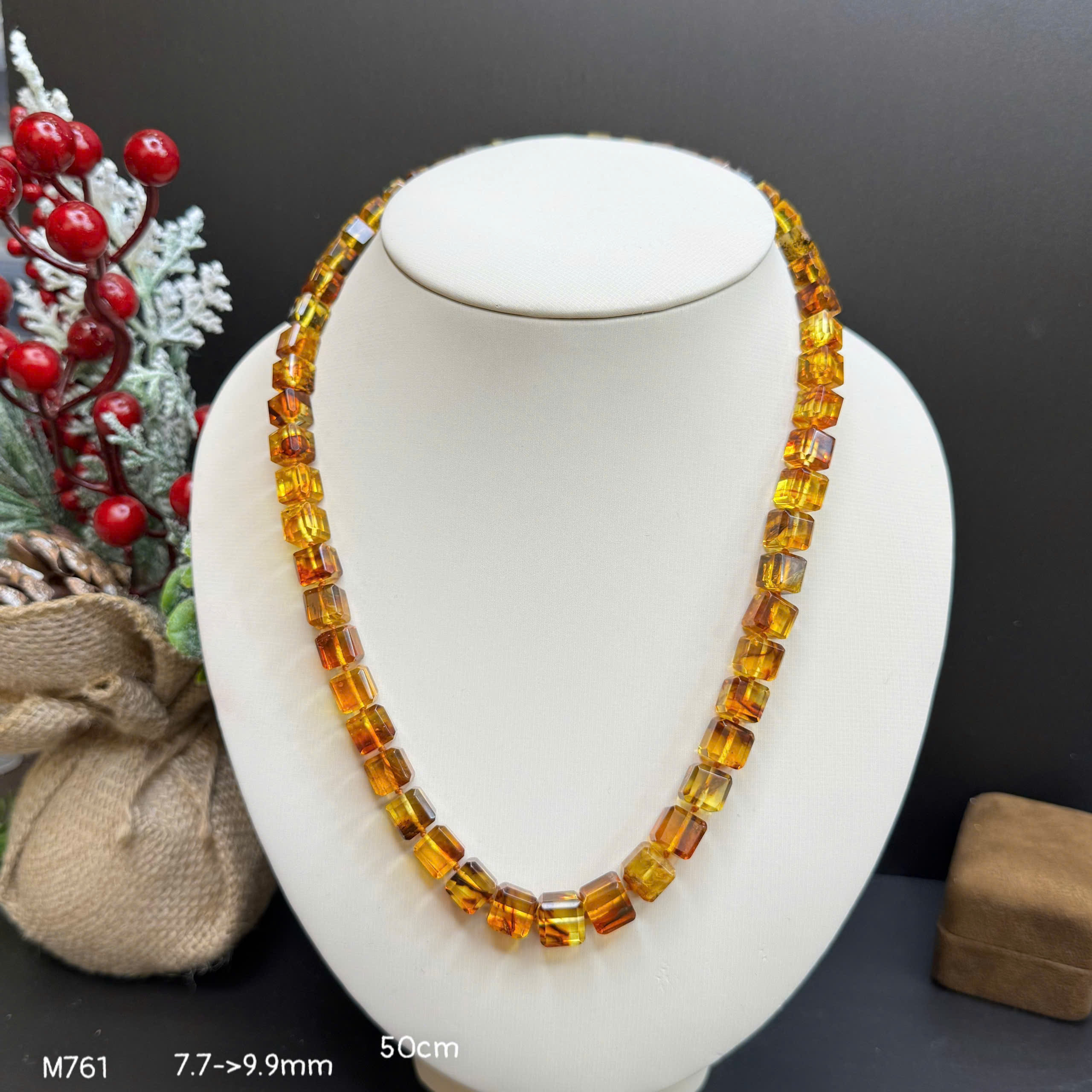 Vòng Cổ Rubic Rêu Huyết - M761