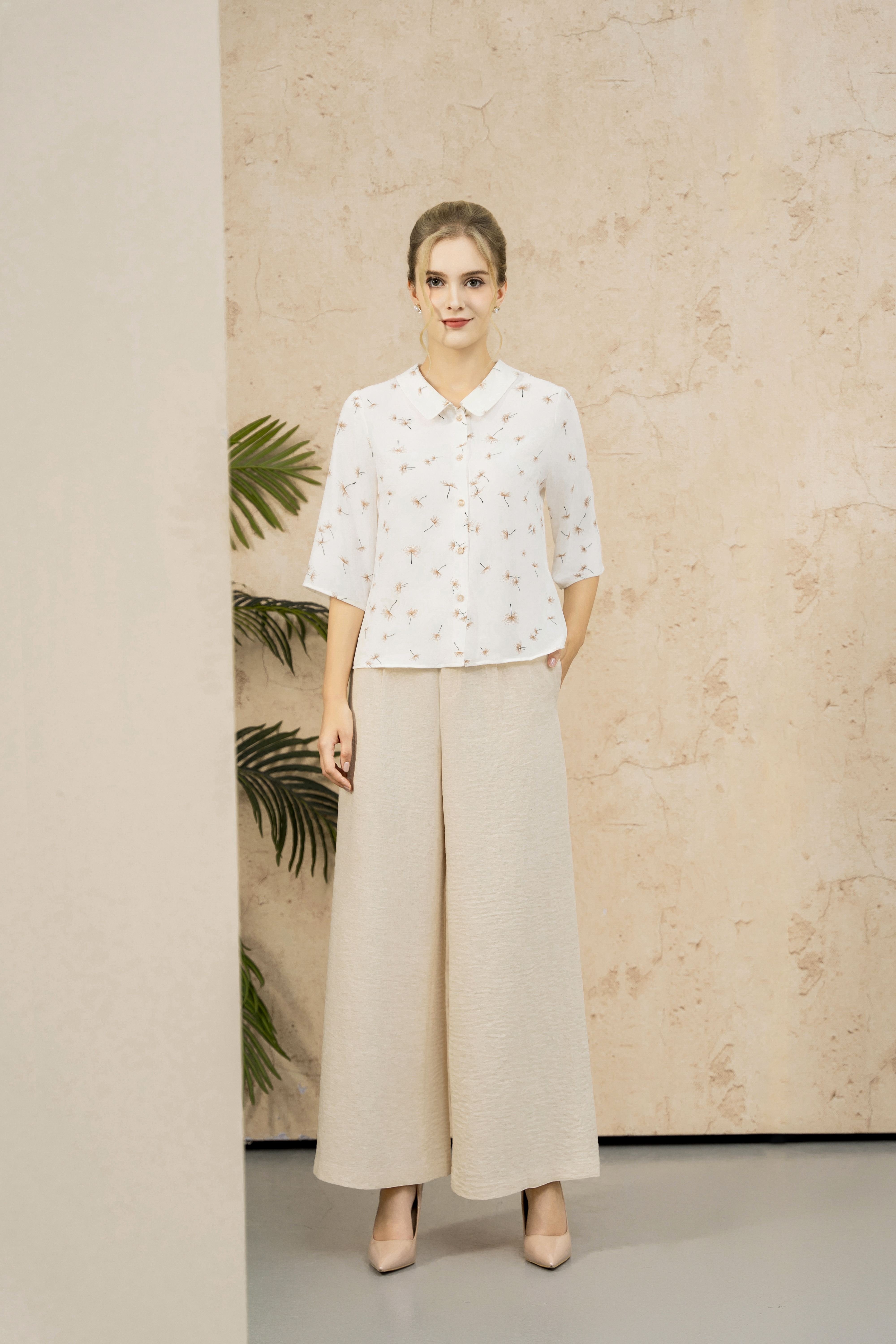 Áo sơ mi cài khuy Suông Vải voan in họa tiết cách điệu Cổ bẻ cài khuy Tay lỡ Dài dưới eo_thumbnail_2