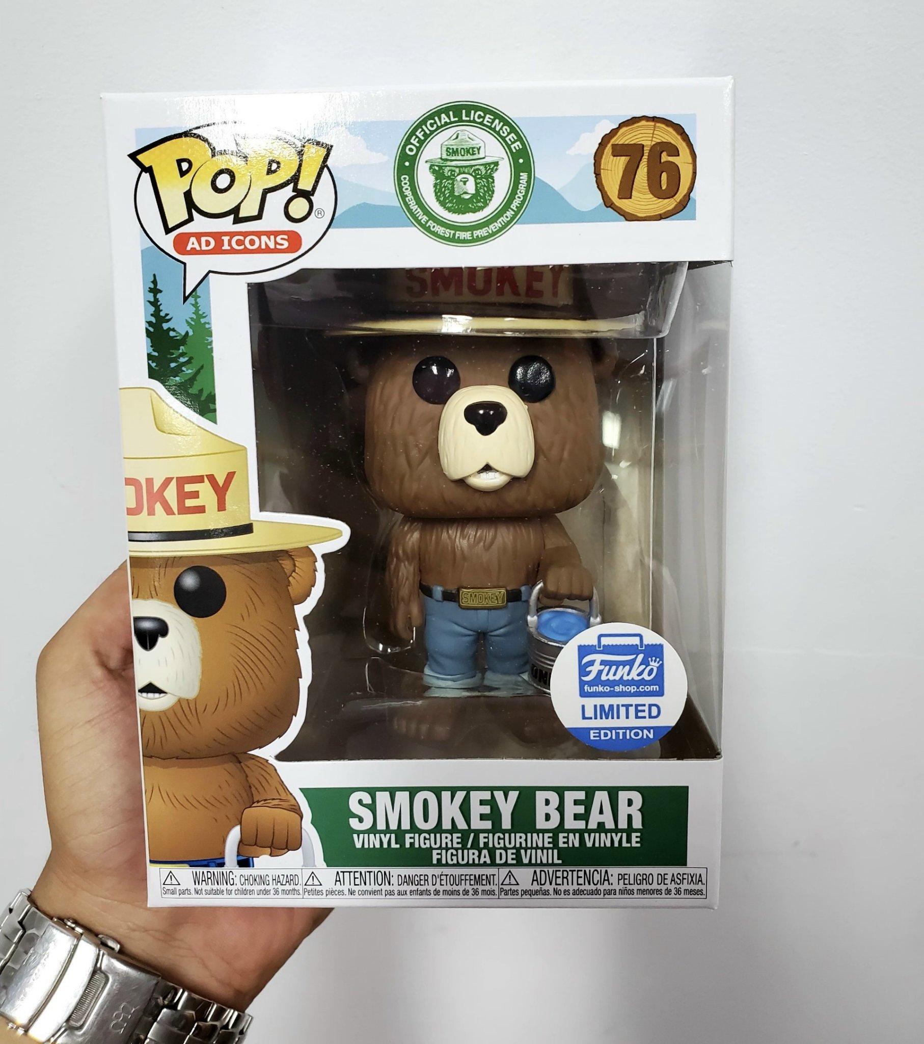 Mô hình gấu Smoke Bear_thumbnail_0