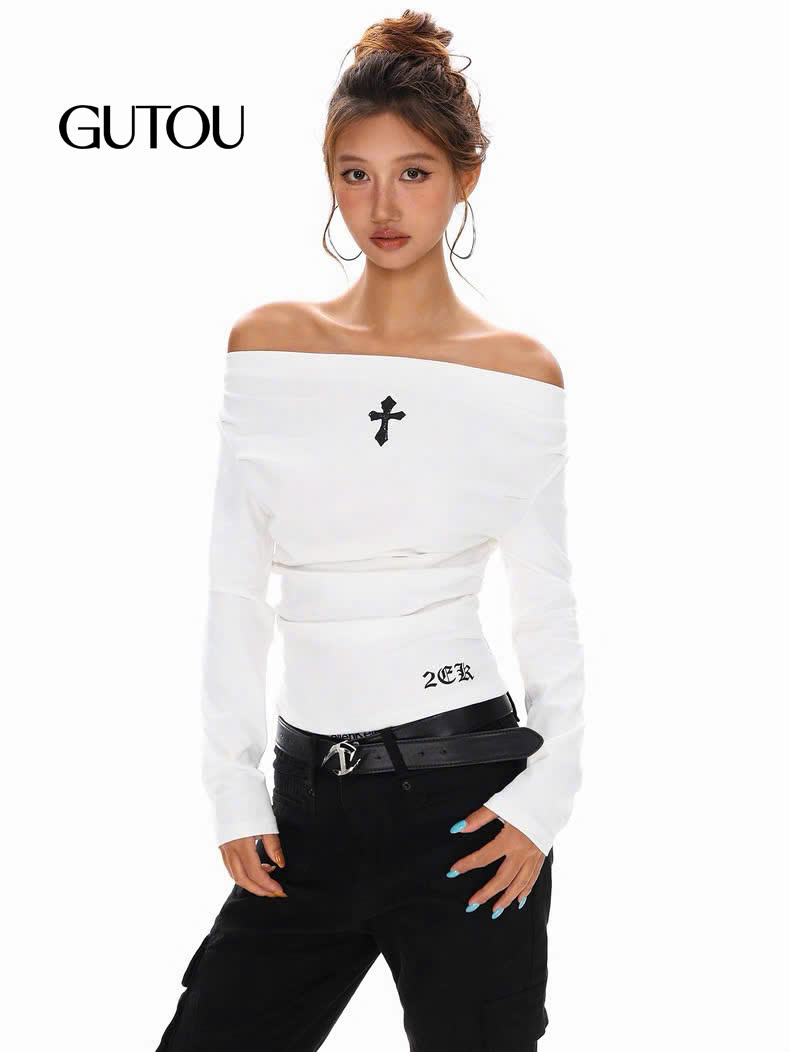 [ GUTOU ] Áo Trễ Vai Tay Dài In Thập Street Chic