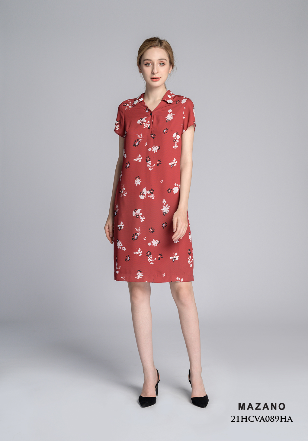 Váy suông đỏ họa tiết hoa