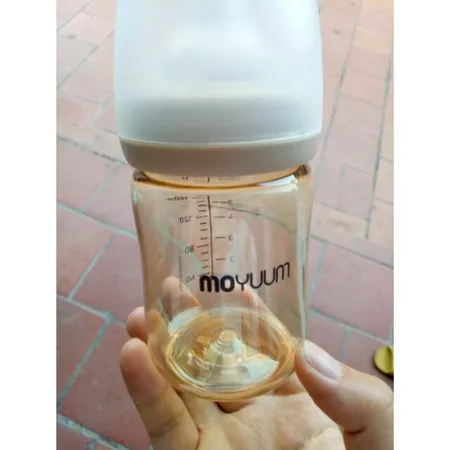 BÌNH SỮA MOYUUM 160ml Vàng