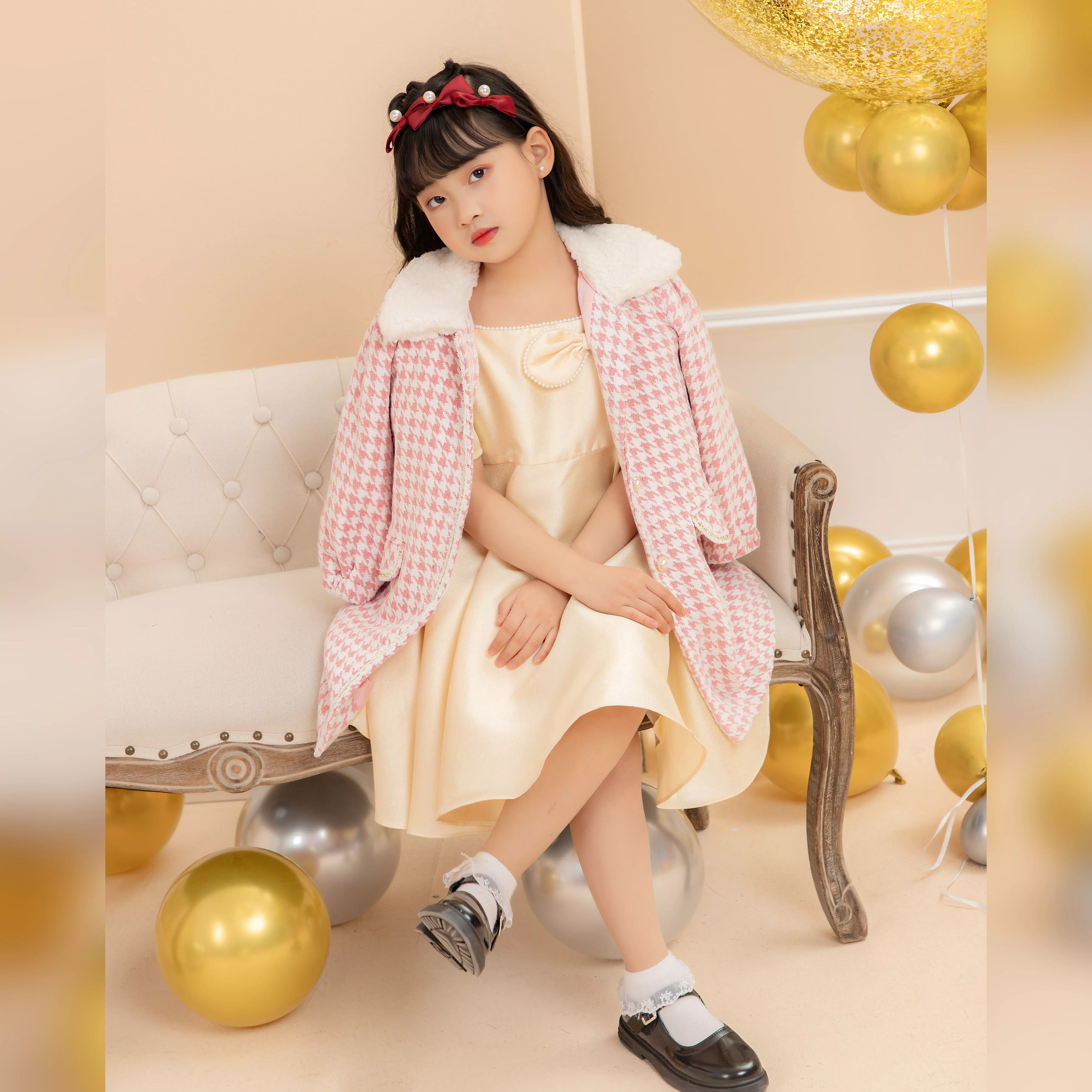 Áo khoác phối viền cổ lông_thumbnail_12