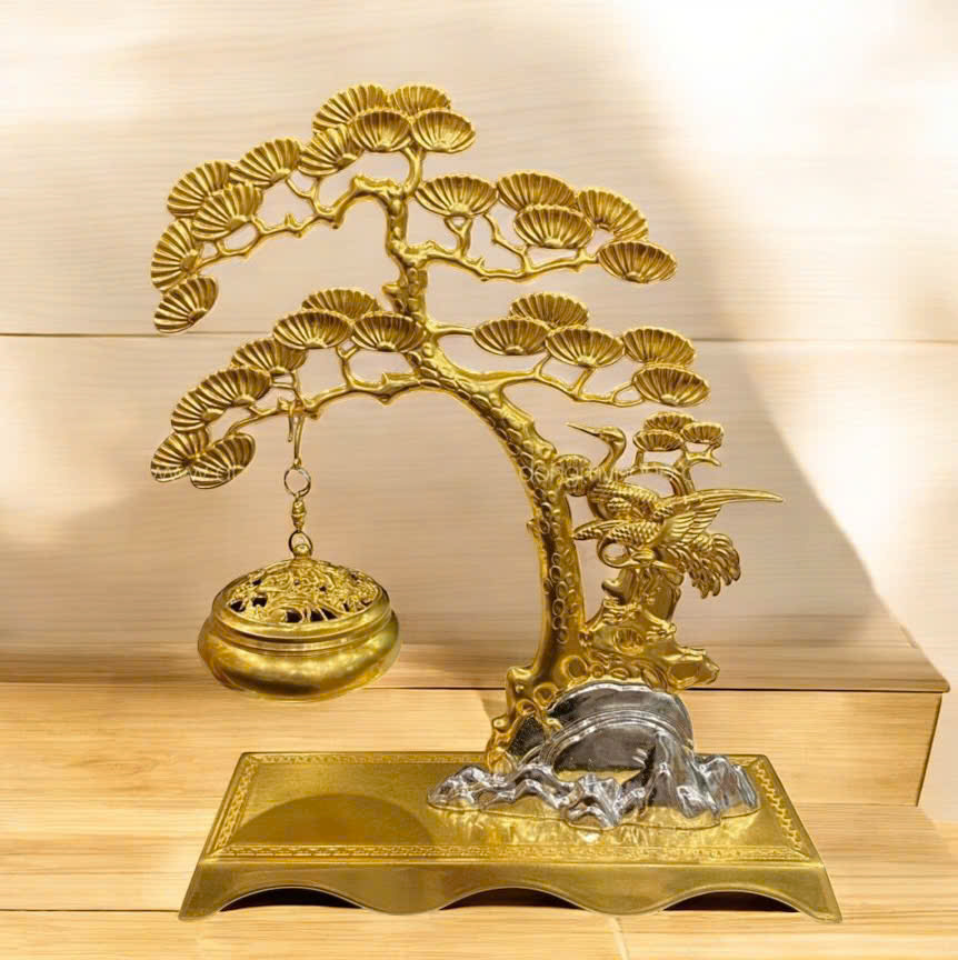 Lư xông trầm treo cây tùng dát vàng 9999