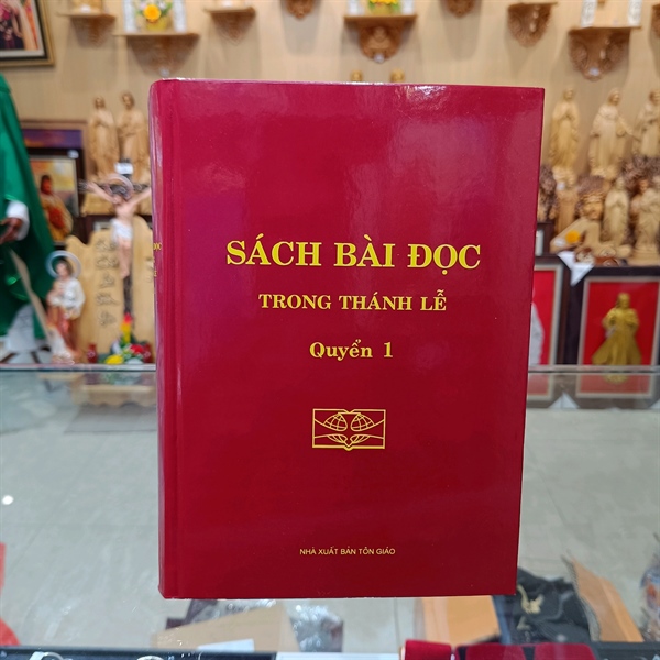 Sách Bài đọc trong Thánh Lễ quyển 1 ✔_thumbnail_0