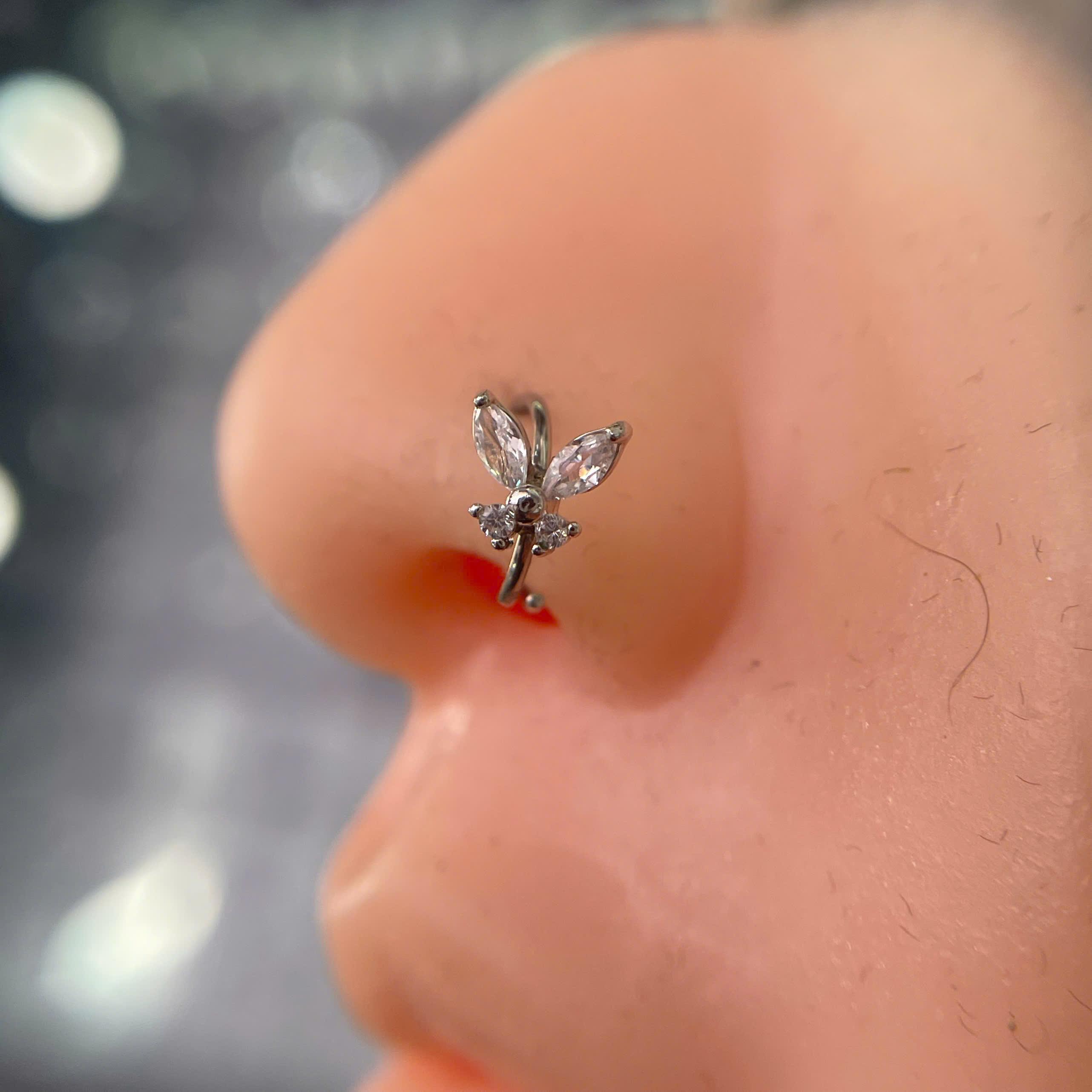 vòng bẻ con bướm trắng cánh dài to đẹp xinh lung linh size 8_thumbnail_3