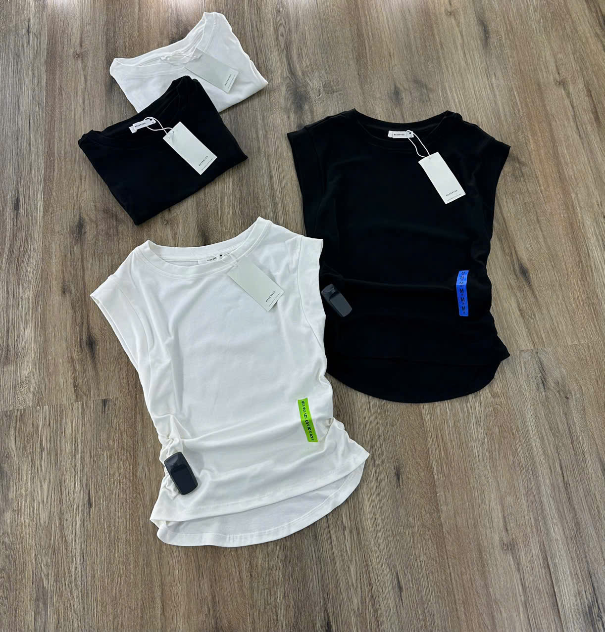 A22 ÁO THUN KIỂU 2 MÀU_thumbnail_1