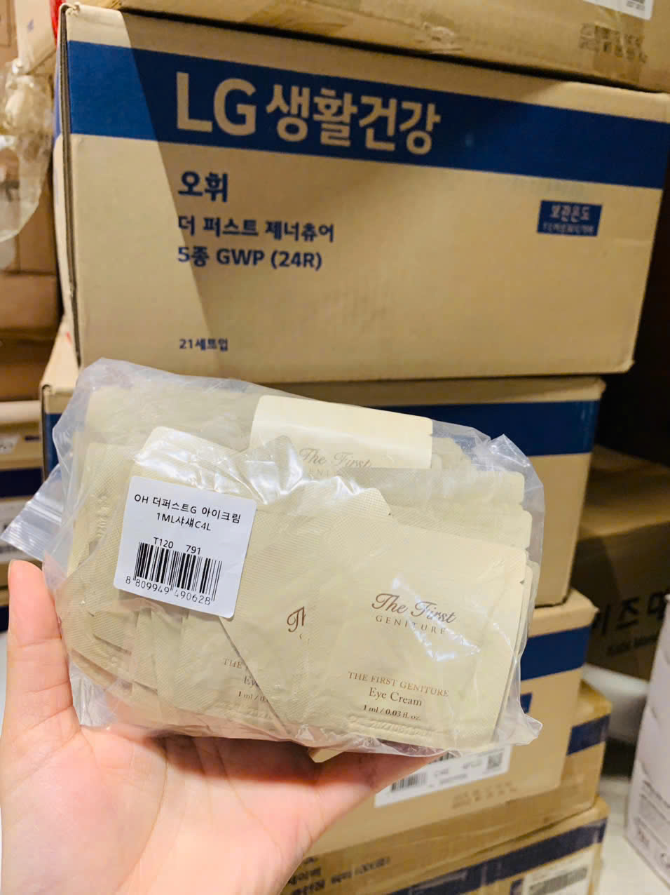 X78 -SAMPLE KEM MẮT OHUI TOP 10 LOẠI KEM MẮT ĐỈNH NHẤT THẾ GIỚI