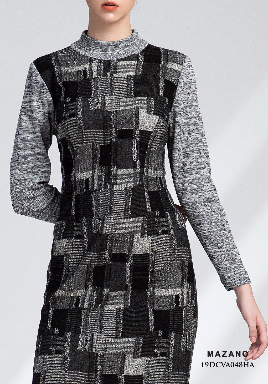 Đầm len kẻ xám_thumbnail_4