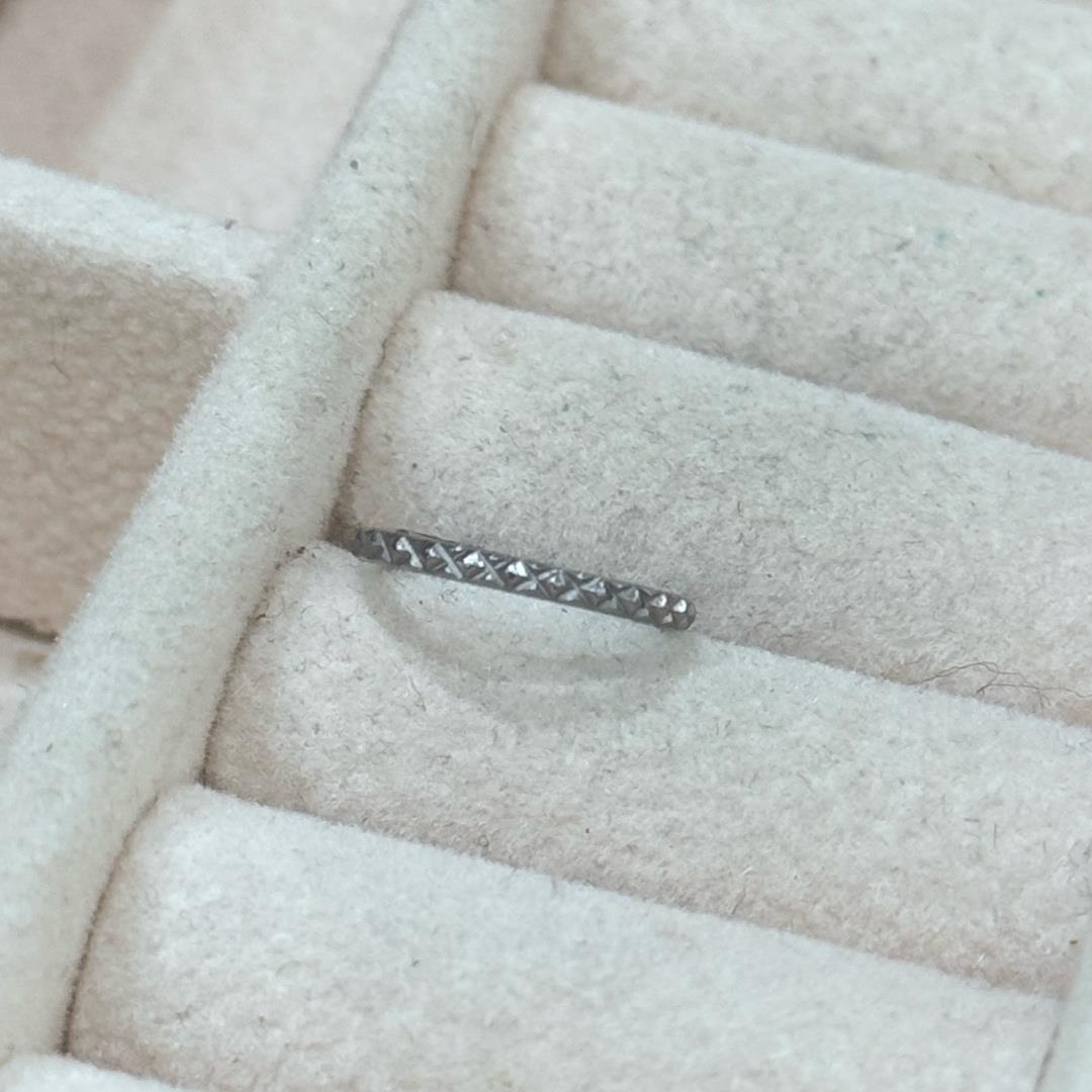 Bật khớp titan vẩy rồng 10mm dày 1.2._thumbnail_2
