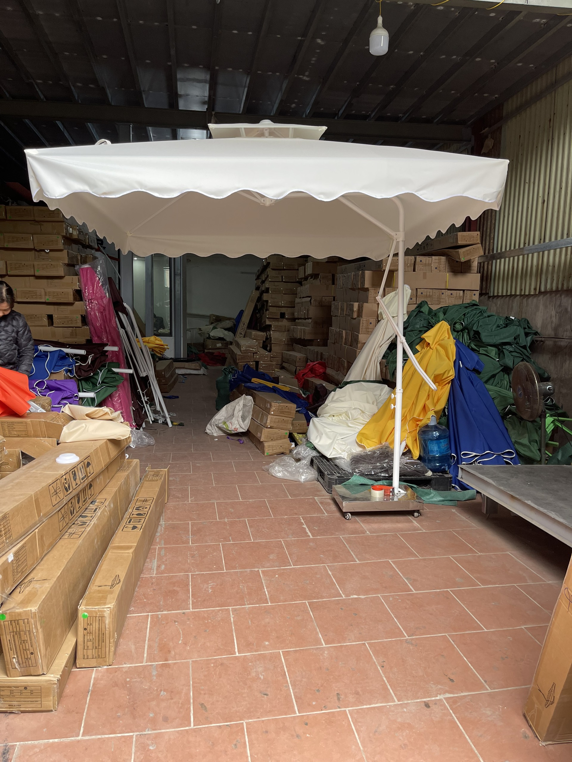 dù lệch tâm 2m5x2m5 khung hợp kim thép cao cấp_thumbnail_12