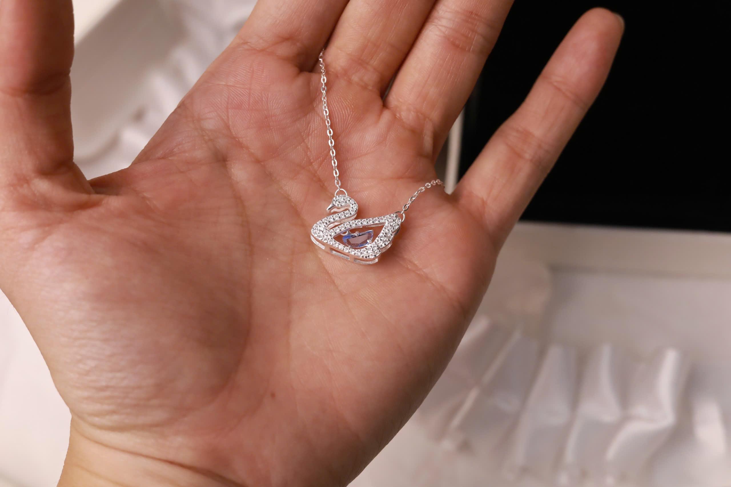 Vòng cổ bạc thiên nga đính đá xanh xi bạch kim_thumbnail_1