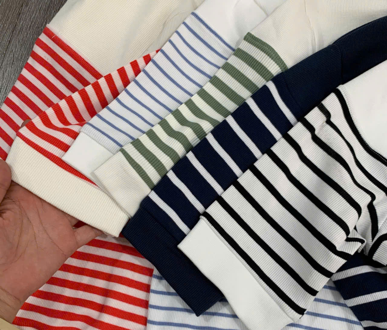 AT784- ÁO THUN UNI_thumbnail_14