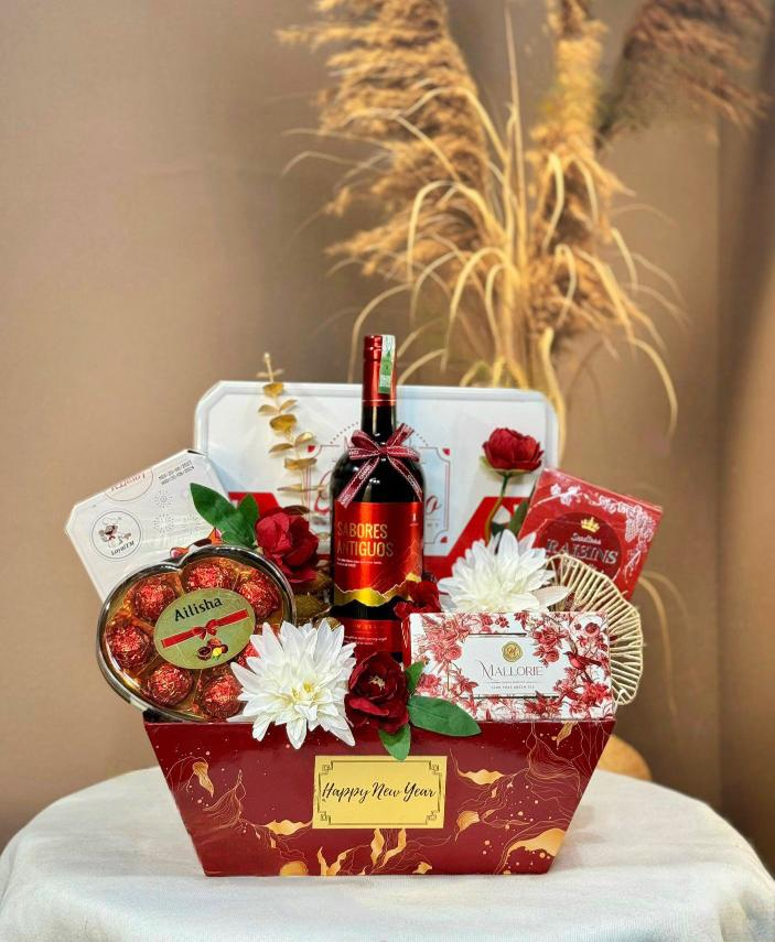 Hộp quà tết tặng khách hàng QT905