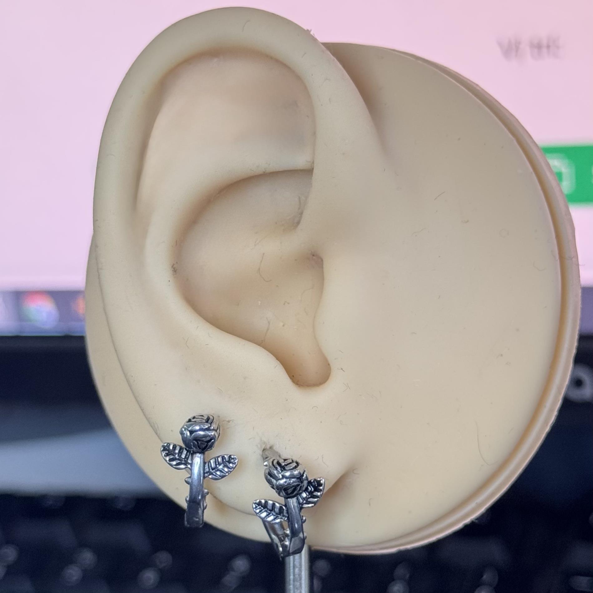 khuyên vòng kiểu nam nụ hồng có cánh size 10_thumbnail_3