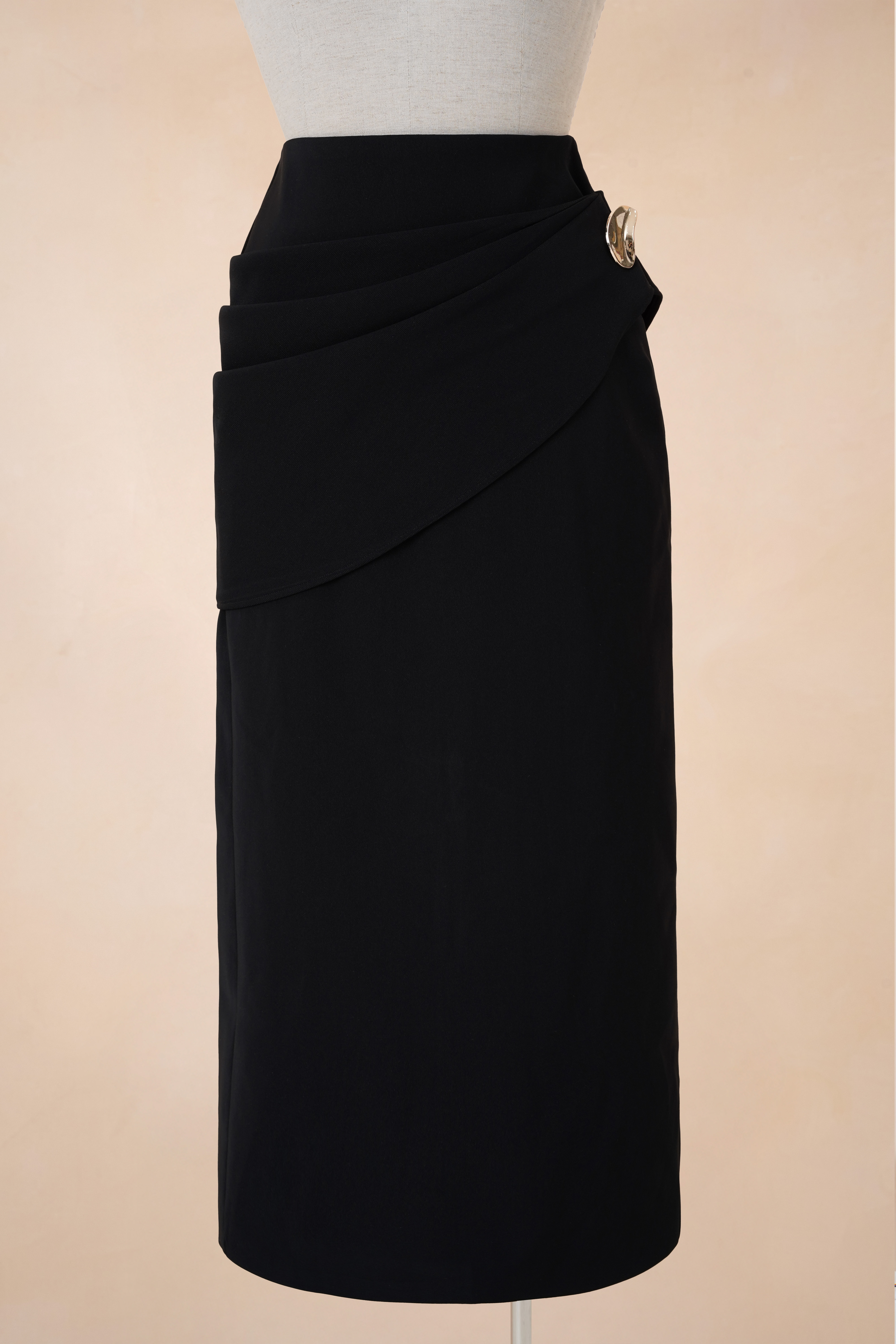 Chân Váy Bút Chì Đắp Chéo Khuy Đồng