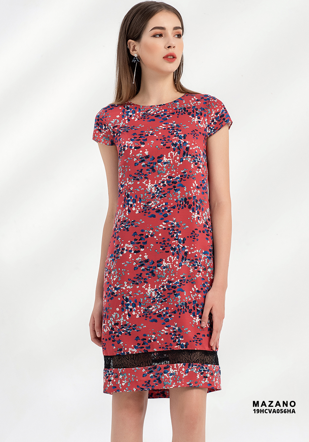 Đầm đỏ họa tiết loang phối ren_thumbnail_3