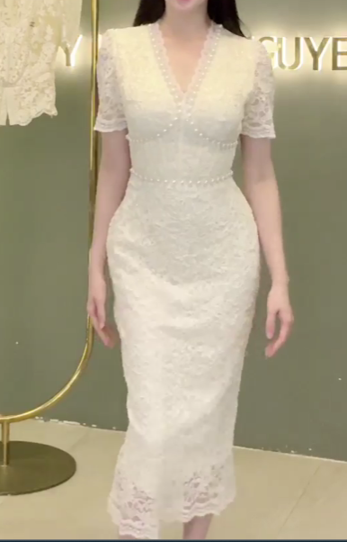 Đầm Bút Chì Kim Sa Phối Ngọc_thumbnail_5