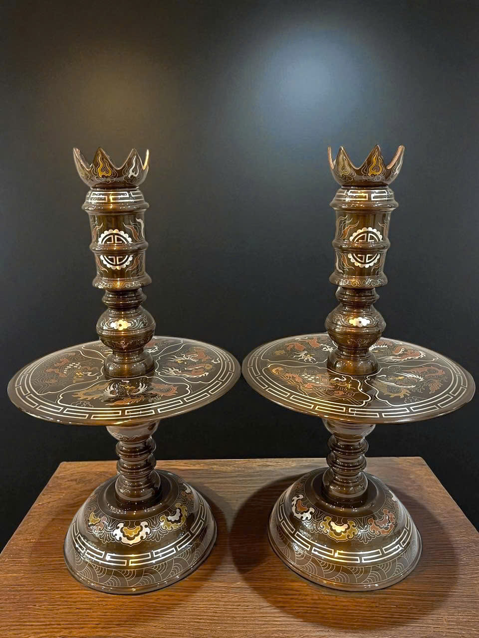 Bộ đồ thờ ngũ sự cao 70cm khảm ngũ sắc kỹ đúc đồng đỏ _thumbnail_4