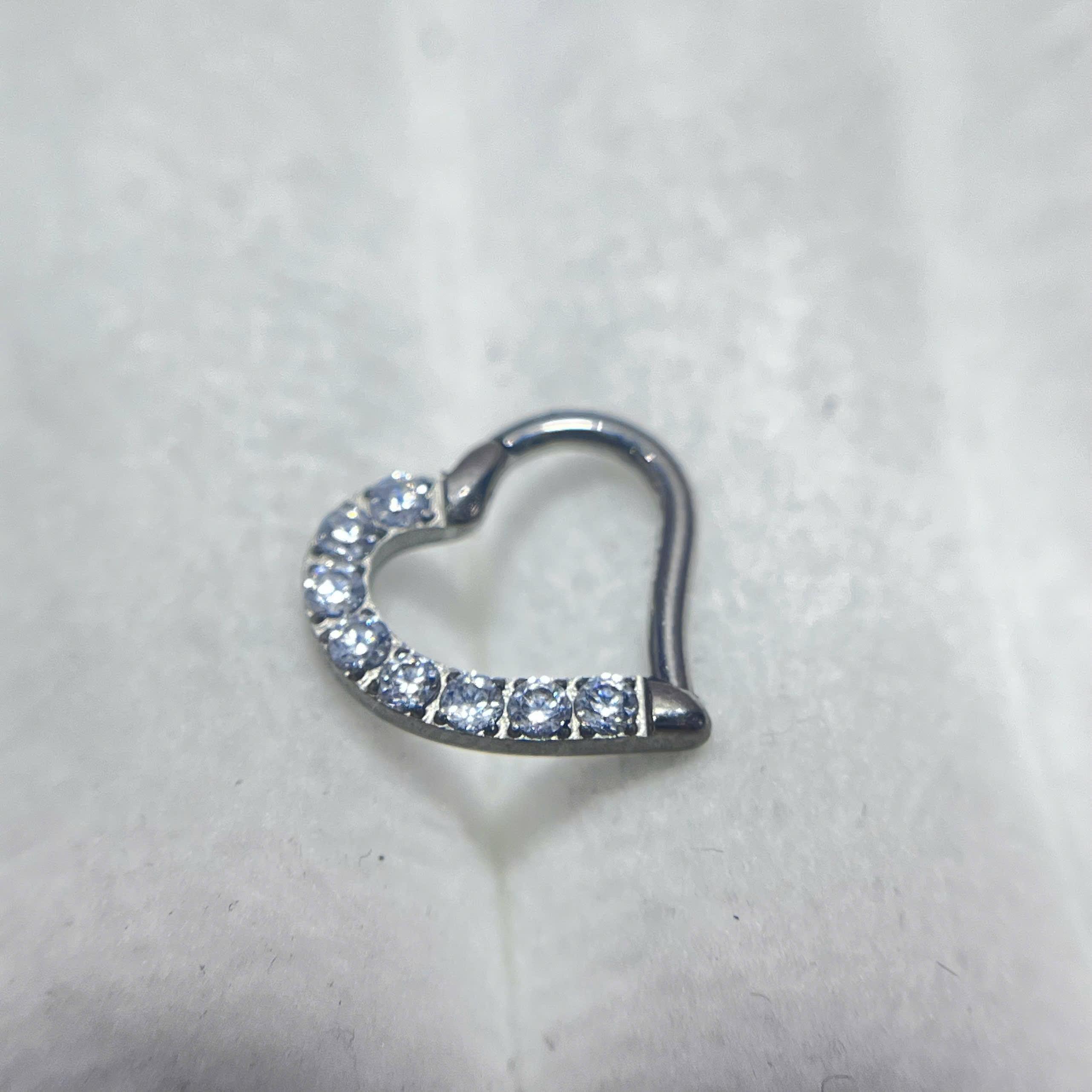 Daith titan tim cong trái._thumbnail_1