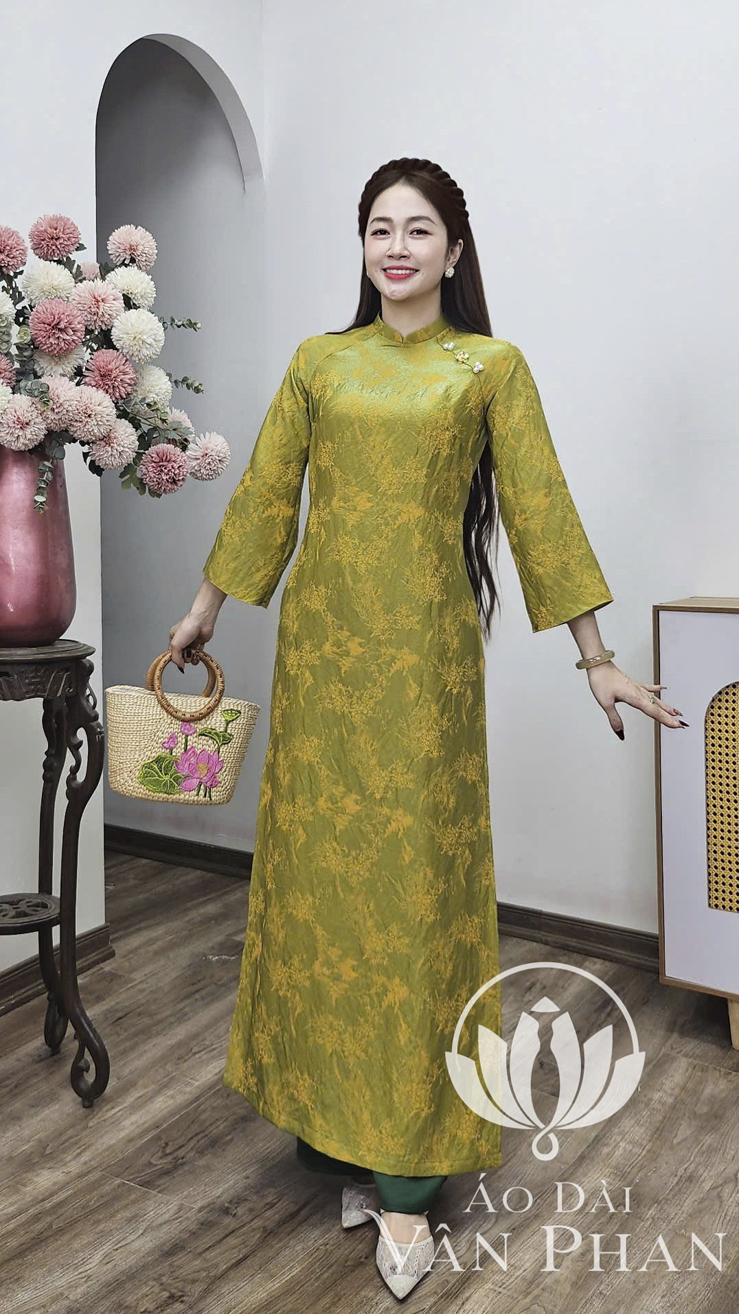 CT333 áo dài cách Tân 2p tay dài loe toe tằm vàng ánh xanh