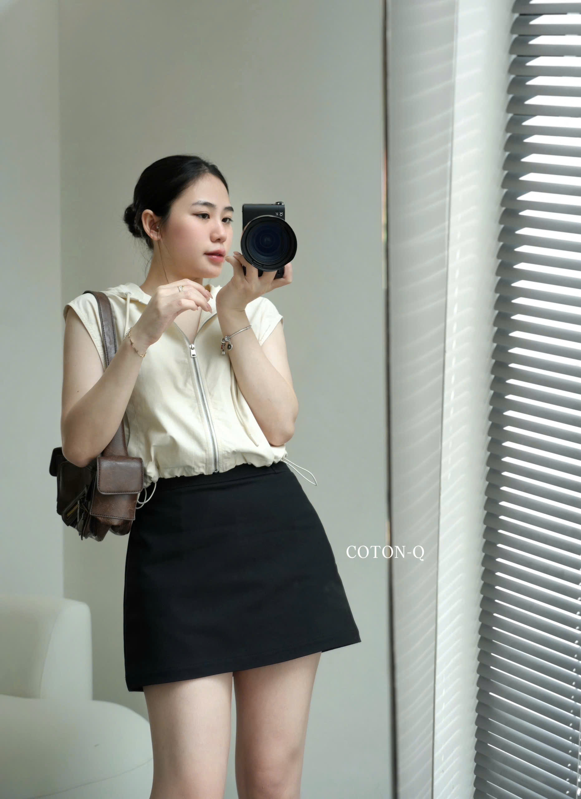 Chân váy ngắn Coton Q có quần trong ( ĐEN )_thumbnail_22