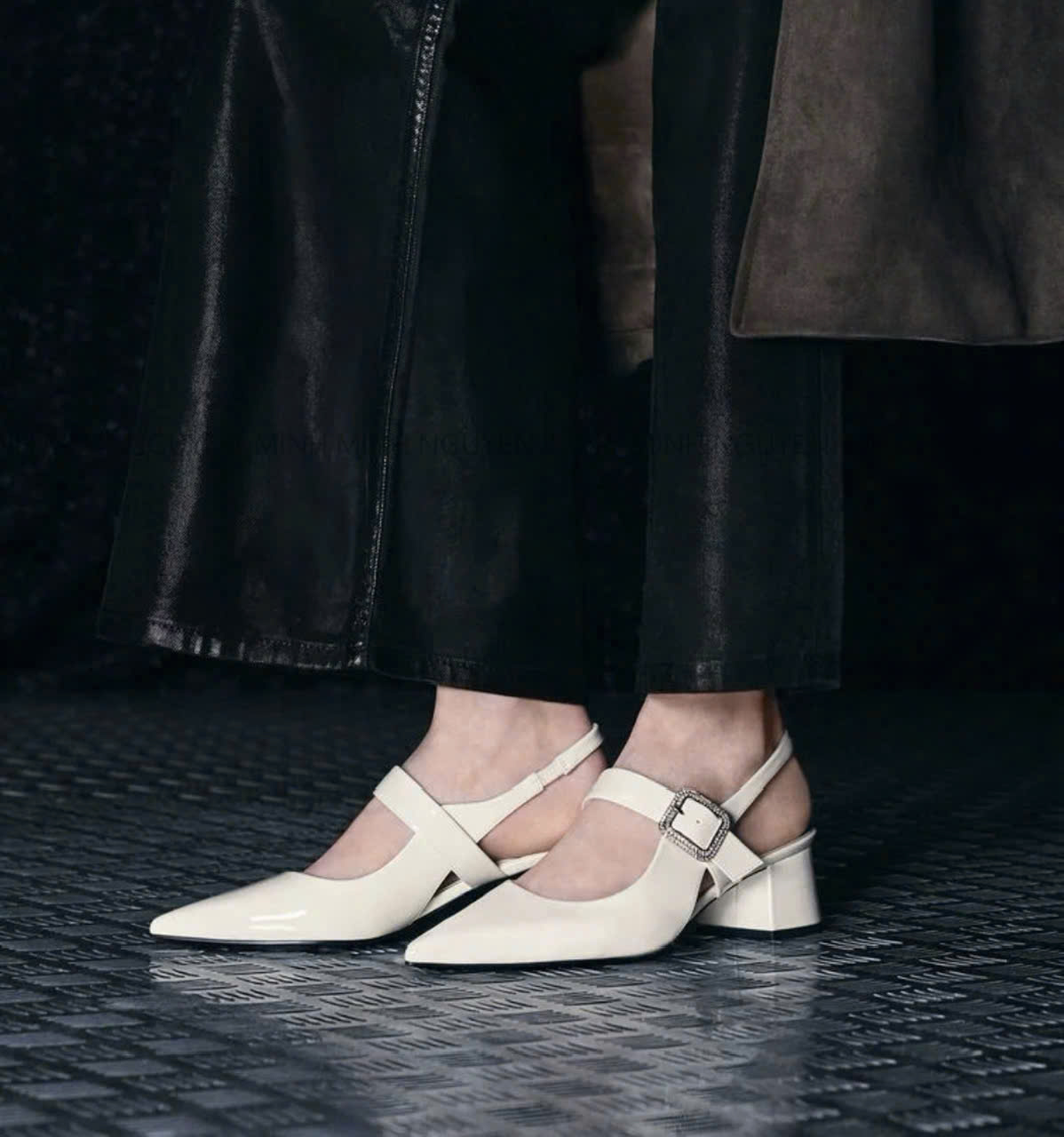 GIAY CHARLES_thumbnail_4