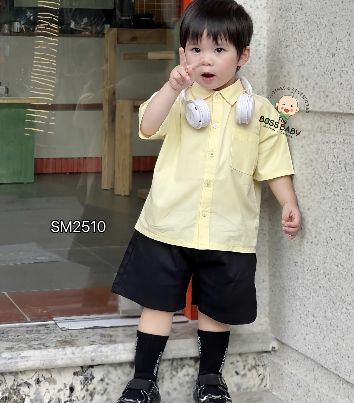 Quần short kaki đen trơn