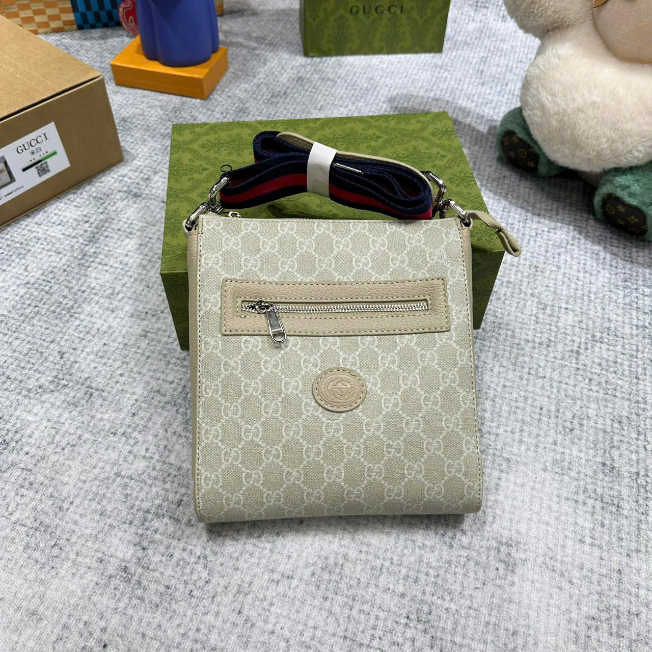 Túi Đeo Chéo Gucci GG Supreme Messenger Bag_thumbnail_11