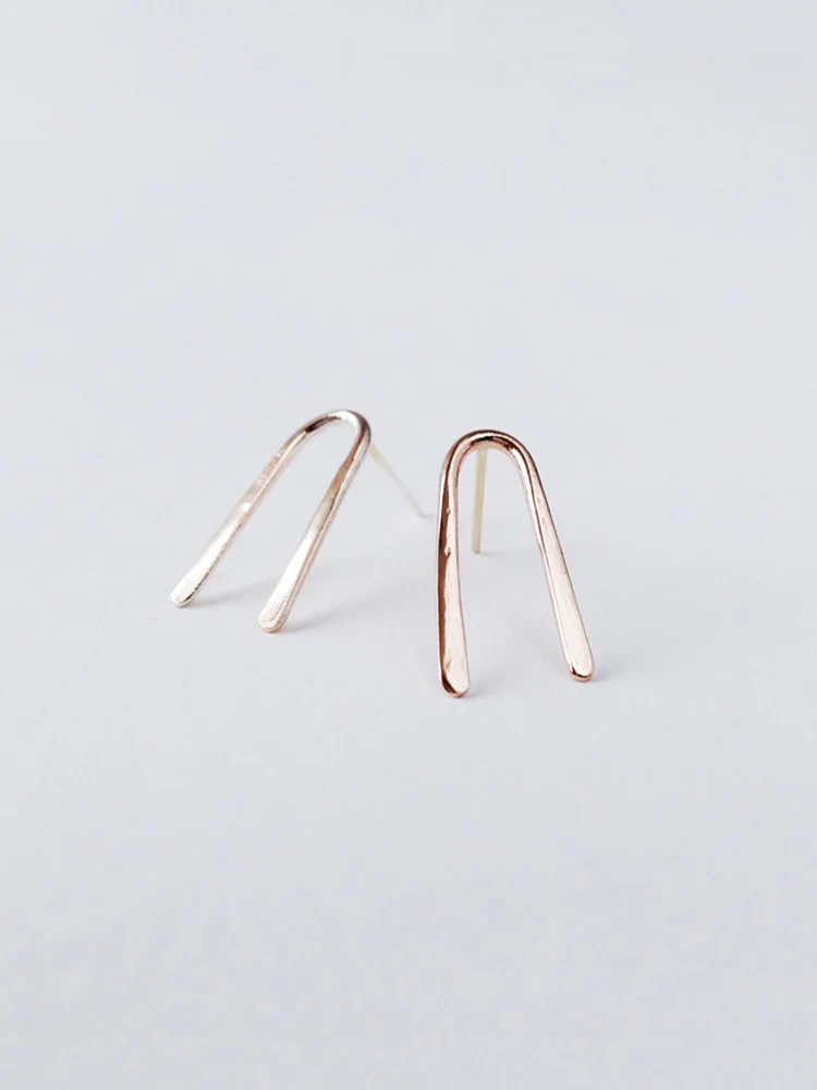 Cirque Studs